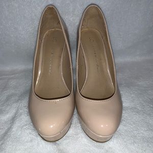 Lauren Conrad nude platform heels